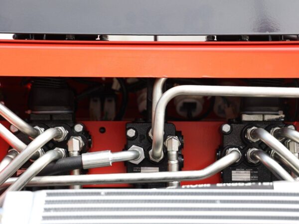 Skid Steer Loader Tracked 22.1 HP Honda EPA Gasoline Engine for Gardens, Farming - Image 6